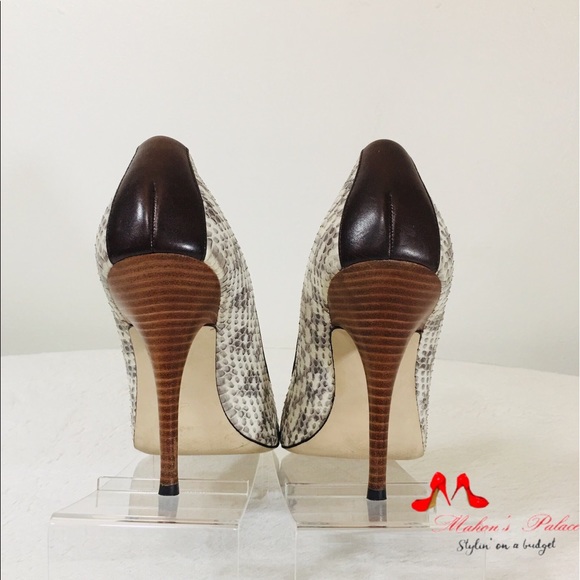 B. Makowsky Snake Skin Heels - Picture 2 of 7
